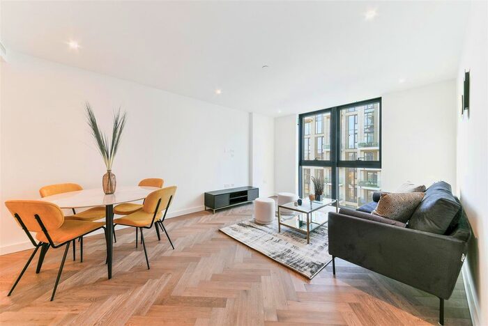 1 Bedroom Flat To Rent In Gauging Square, London, E1W