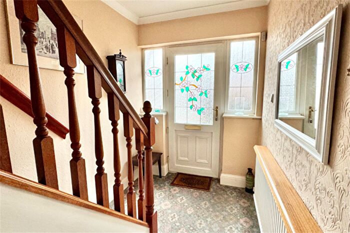 3 Bedroom Semi-Detached House For Sale In , Warwick Avenue, Beeston, NG9