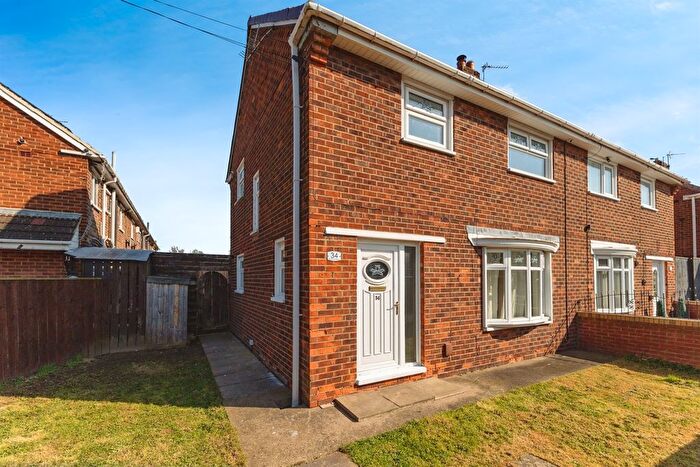 3 Bedroom Semi-Detached House For Sale In Evesham Road, Middlesbrough, TS3