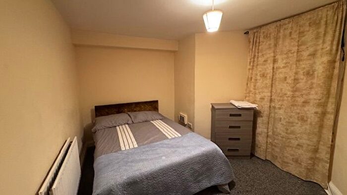 2 Bedroom Flat To Rent In Capel Road, London, E7