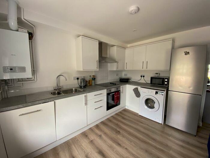 1 Bedroom Flat To Rent In London Road, Chippenham, SN15