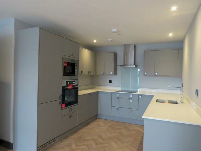 1 Bedroom Apartment To Rent In Windsor Road, Penarth, CF64