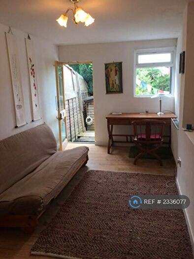 Studio To Rent In Norrys Road, Cockfosters, Barnet, EN4