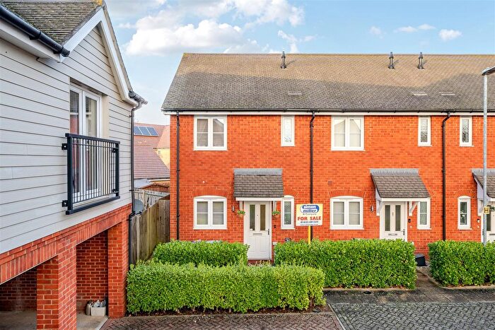 2 Bedroom End Terrace House For Sale In Friars Court, Maidstone, ME15