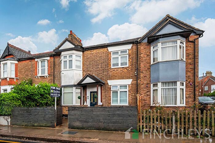 1 Bedroom Flat For Sale In Alston Road, Barnet, EN5
