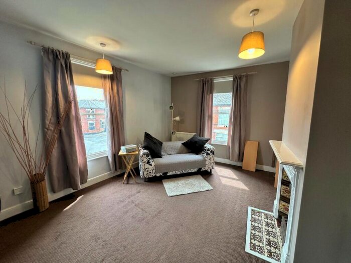 1 Bedroom Flat To Rent In Selborne Street, Derby, Derbyshire, DE24