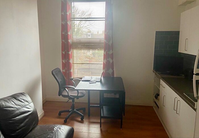 Studio To Rent In Brownhill Road, Catford/Hither Green, SE6
