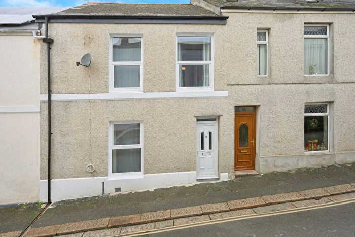 3 Bedroom Terraced House For Sale In Chedworth Street, Plymouth, Devon, PL4
