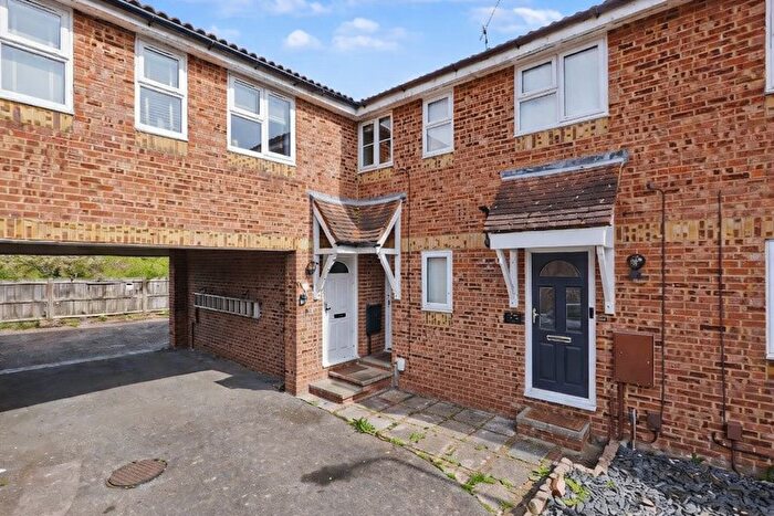2 Bedroom End Terrace House For Sale In Walsby Drive, Kemsley, Sittingbourne, ME10