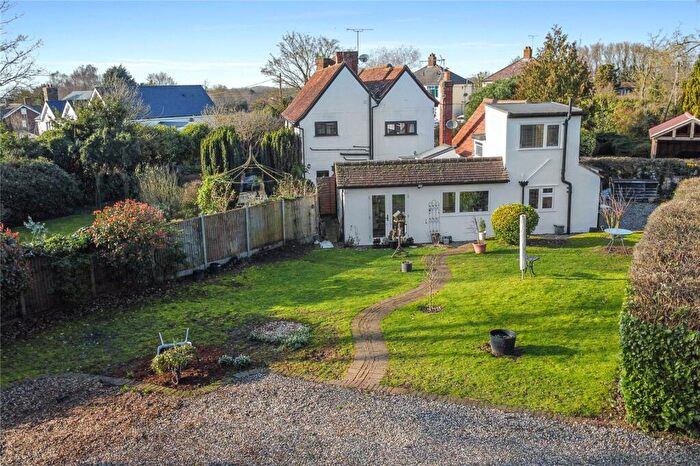 2 Bedroom Bungalow For Sale In Wheelers Hill, Little Waltham, Chelmsford, Essex, CM3