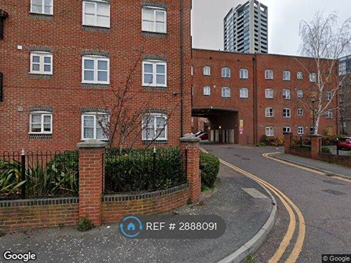 1 Bedroom Flat To Rent In Stratford, London, E15