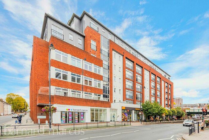 1 Bedroom Apartment To Rent In Manor Road, Wallington, SM6