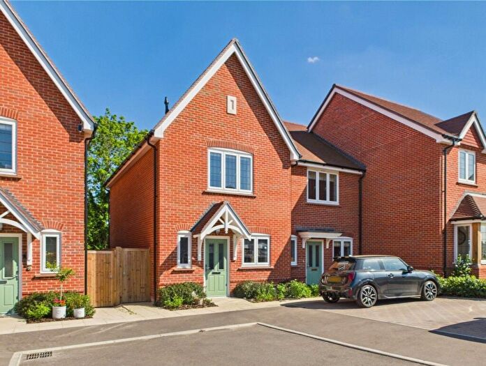 2 Bedroom End Of Terrace House For Sale In Rush Gardens, Southwater., RH13