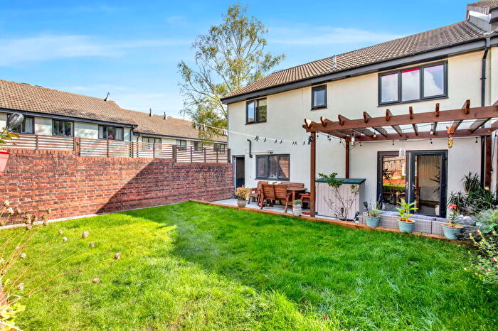 4 Bedroom End Of Terrace House For Sale In St. Lucia Park, Bordon, GU35