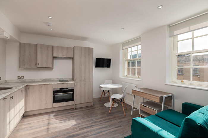 Apartment To Rent In Park Street, Bristol, BS1