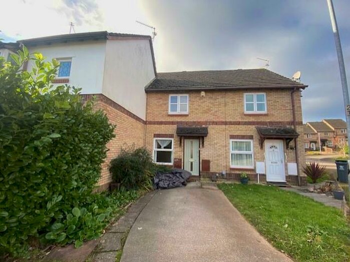 2 Bedroom House To Rent In Heol Y Cadno, Thornhill, Cardiff, CF14