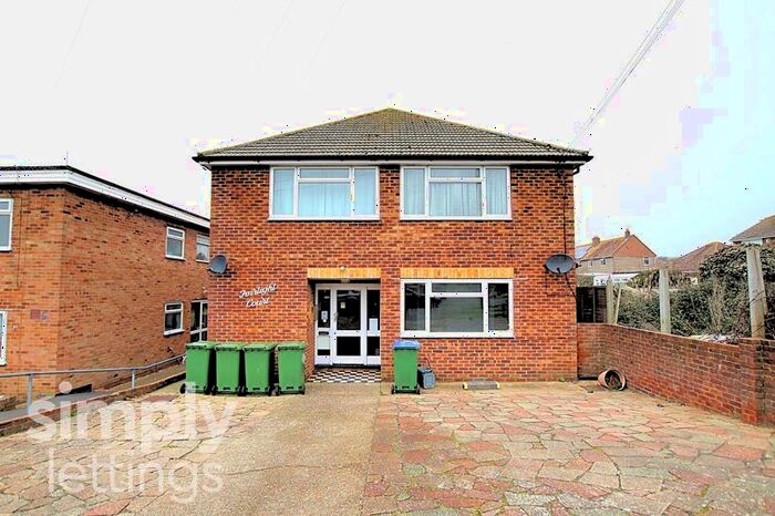 Studio To Rent In Fairlight Avenue, Telscombe Cliffs, Peacehaven, BN10