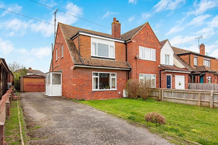 3 Bedroom Semi Detached House For Sale In Edwin Road, Didcot, OX11