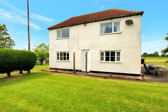 4 Bedroom Detached House For Sale In Brandy Wharf Road, Waddingham, Gainsborough, DN21