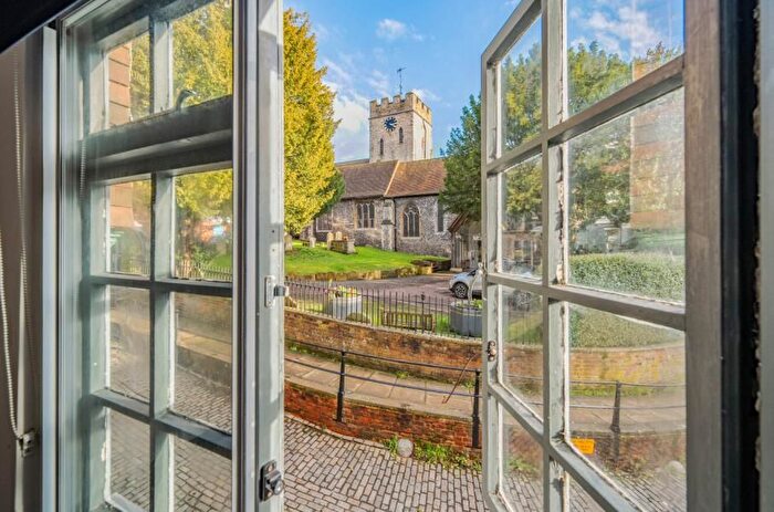 1 Bedroom Flat To Rent In Mill Lane, Guildford, GU1