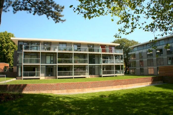 2 Bedroom Flat To Rent In Newsom Place, Manor Road, St Albans, AL1