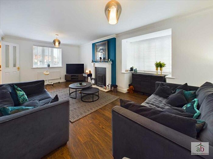 5 Bedroom Detached House For Sale In Bull Drive, Kesgrave, IP5