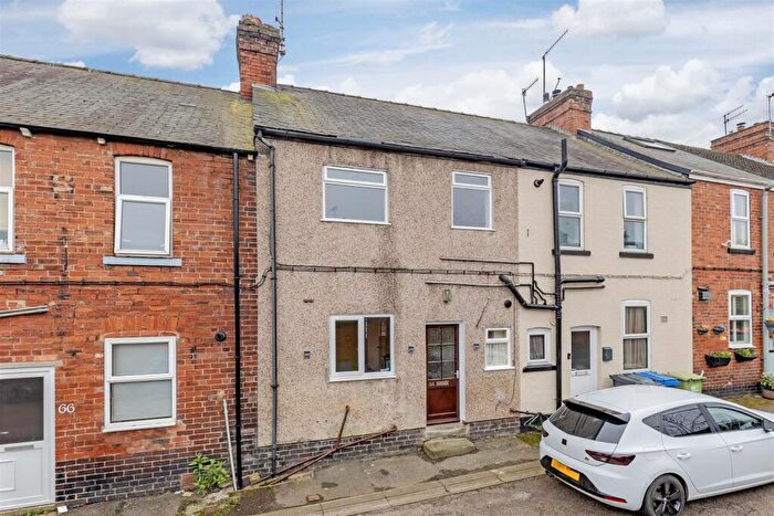 2 Bedroom Terraced House For Sale In Sunny Springs, Stonegravels, Chesterfield, S41