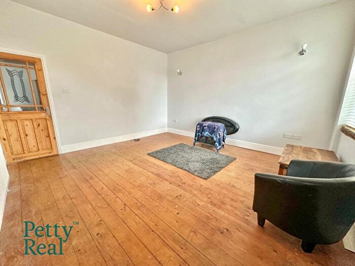 2 Bedroom End Of Terrace House For Sale In Essex Street, Colne, BB8