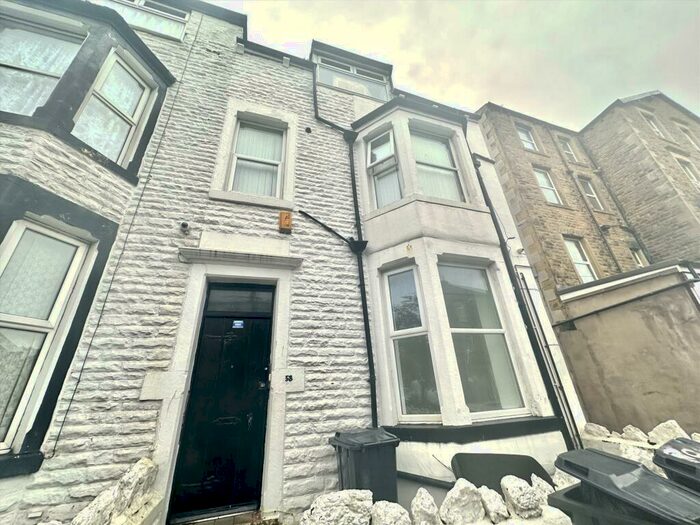 2 Bedroom Flat To Rent In Clarendon Road, Morecambe, LA4