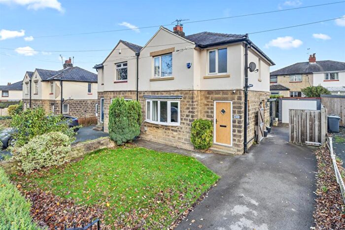 3 Bedroom Semi Detached House For Sale In Leathley Avenue, Menston, LS29