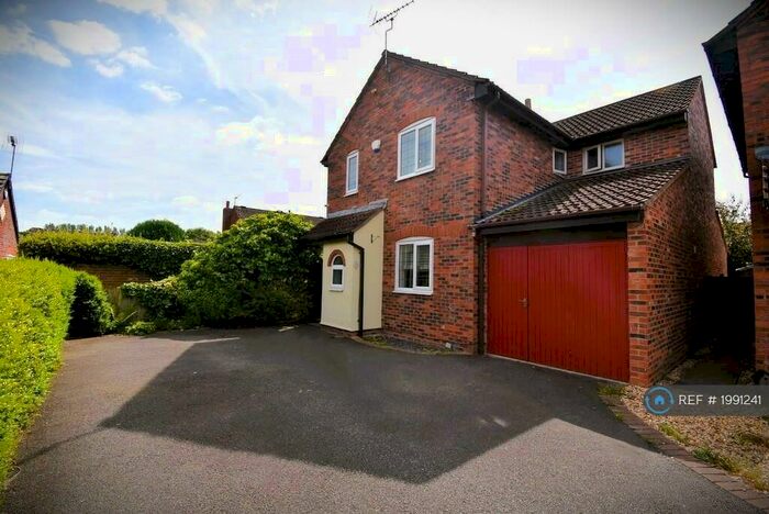 3 Bedroom Detached House To Rent In Capesthorne Close, Alsager, ST7
