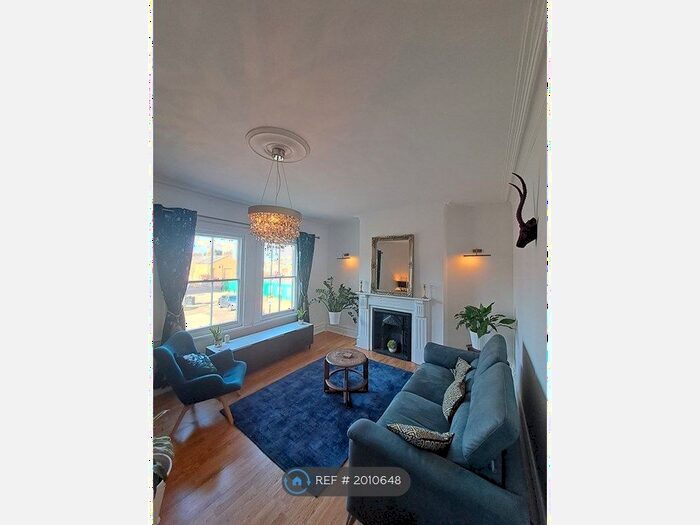 1 Bedroom Flat To Rent In Wolverton, Milton Keynes, MK12