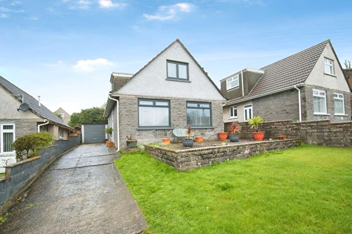3 Bedroom Detached Bungalow For Sale In Blaen Y Fro, Pencoed, Bridgend, CF35