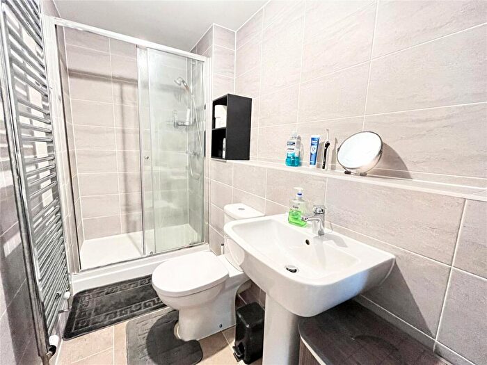2 Bedroom Detached House For Sale In Amazon Way, Westbury, BA13