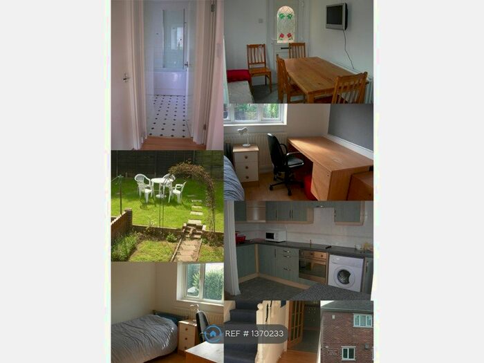 4 Bedroom Semi-Detached House To Rent In Old Ashby Road, Loughborough, LE11