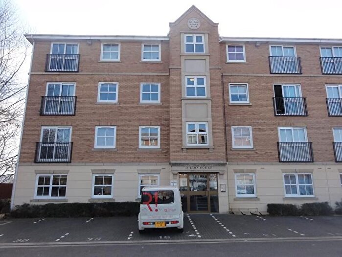 1 Bedroom Flat To Rent In Lion Court, Southbridge, Northampton, NN4