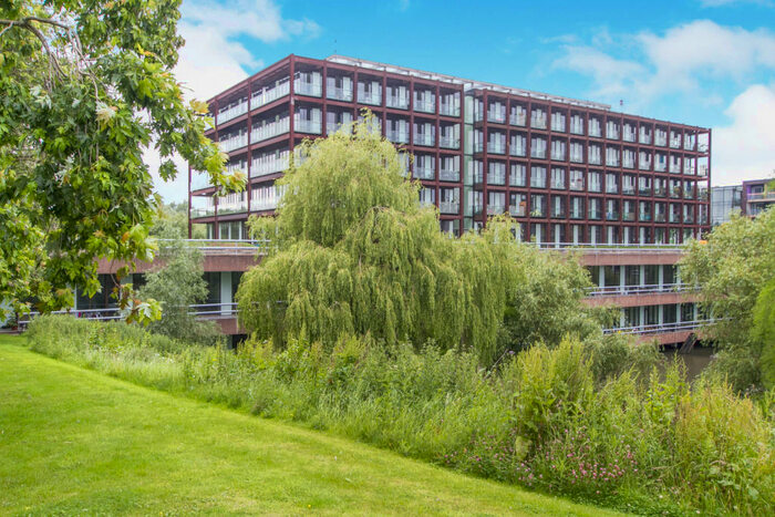 1 Bedroom Apartment To Rent In Lake Shore Drive, Bristol, BS13