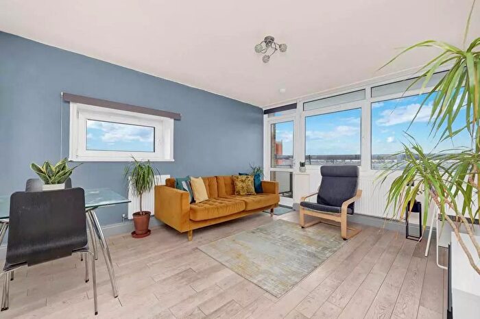 2 Bedroom Flat For Sale In Jodrell Road, Bow, E3