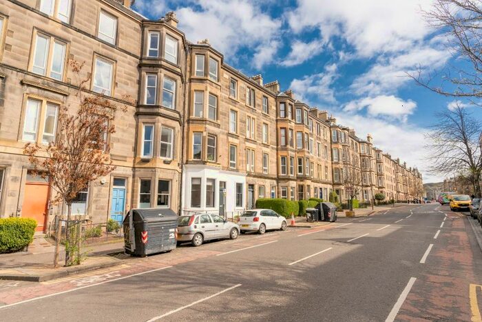 2 Bedroom Flat To Rent In McDonald Road, Bonnington, Edinburgh, EH7