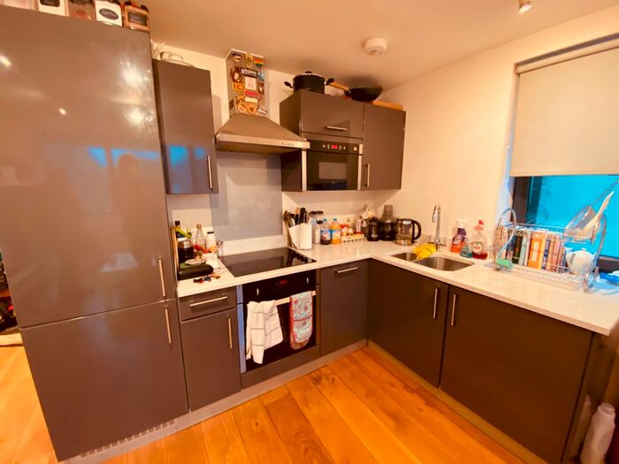 1 Bedroom Flat To Rent In Pembroke Road, Muswell Hill, N10