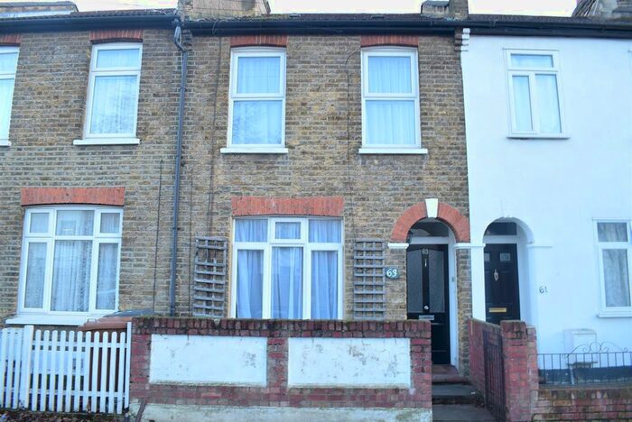 2 Bedroom Property To Rent In Byron Road, Leyton, London, E10