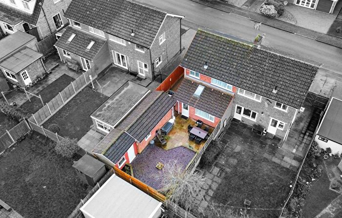 3 Bedroom Semi-Detached House For Sale In Winslow Drive, Wigston, Leicester, LE18