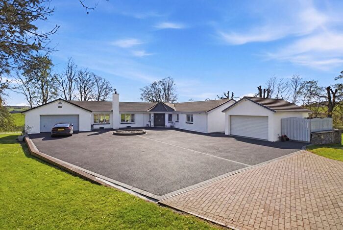 4 Bedroom Detached Bungalow For Sale In Villamill, Avonbridge, Falkirk, FK1