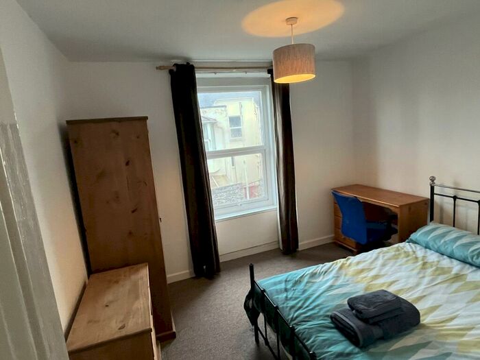 6 Bedroom House To Rent In Baring Street, Greenbank, Plymouth, PL4
