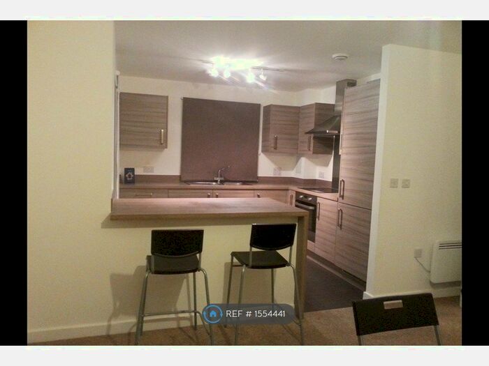 2 Bedroom Flat To Rent In Clydesdale Way, Belvedere, DA17