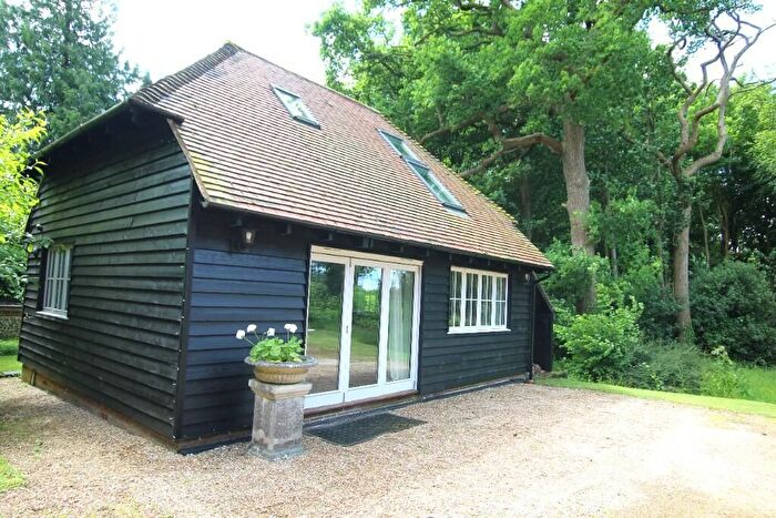 1 Bedroom Detached House To Rent In Waltham Road, Canterbury, CT4