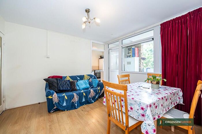 3 Bedroom Flat To Rent In Sandby House, Brondesbury Road, London, NW6