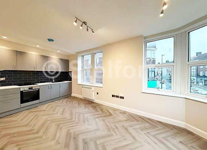 2 Bedroom Flat To Rent In Palmerston Road, Harrow, HA3
