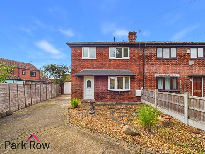 3 Bedroom Semi-detached House For Sale In Wood Lea, Byram, Knottingley, WF11
