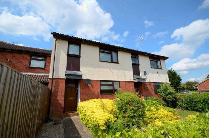1 Bedroom Terraced House To Rent In Fleetham Gardens, Lower Earley, RG6